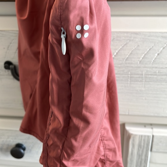 ACTA High Wasted Shorts - Picture 3 of 7